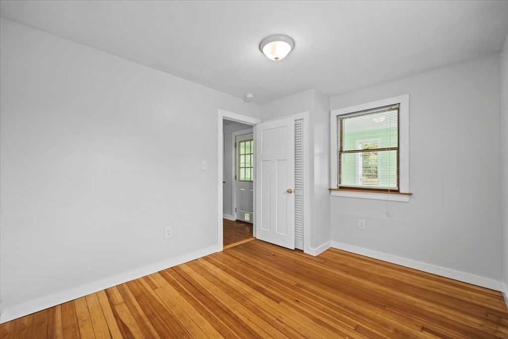 17 Buzzards Bay Avenue Bourne, MA 02532 - Photo 16 of 30