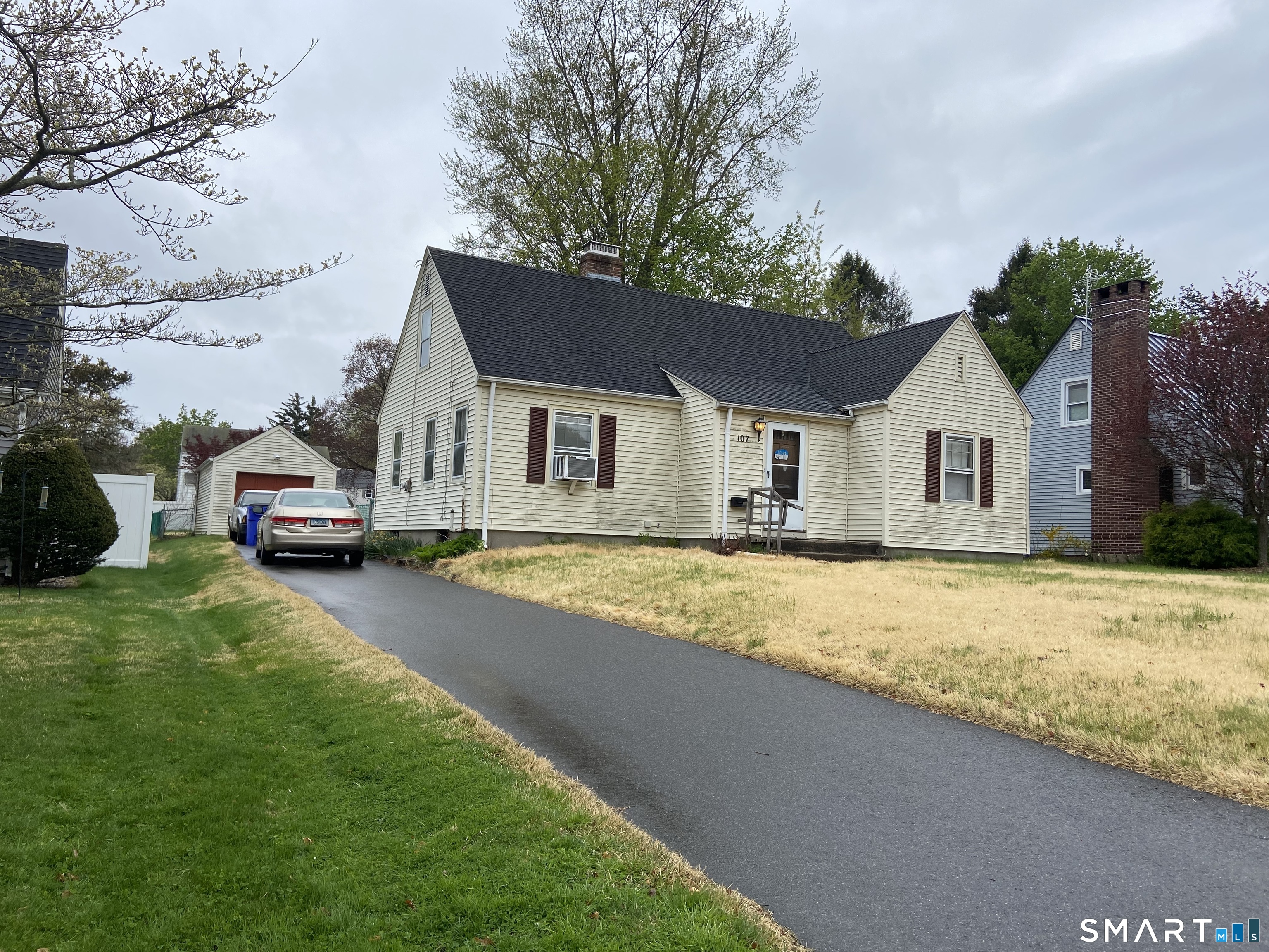 107 Coleman Road Wethersfield, CT 06109 - Photo 2 of 9