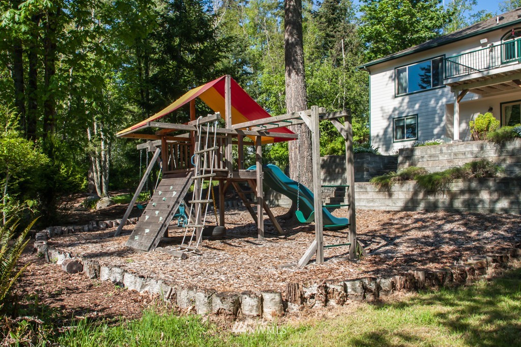 1776 Academy Road Bellingham, WA 98226 - Photo 2 of 25 Gallery Image 2
