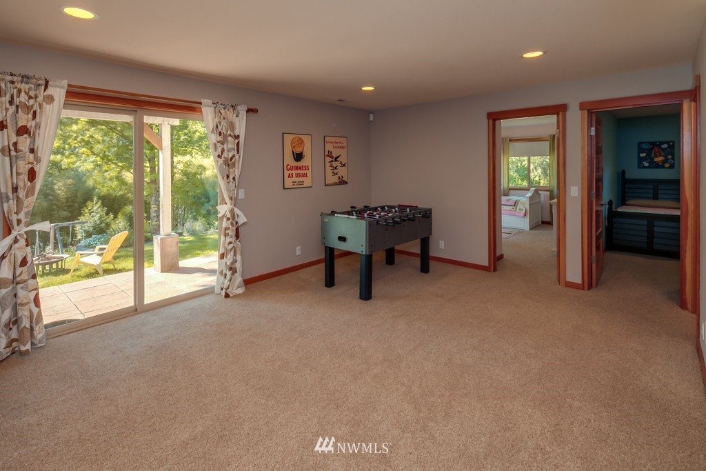 1776 Academy Road Bellingham, WA 98226 - Photo 14 of 25 Gallery Image 14