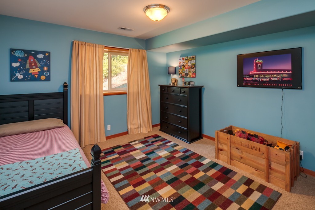 1776 Academy Road Bellingham, WA 98226 - Photo 18 of 25 Gallery Image 18