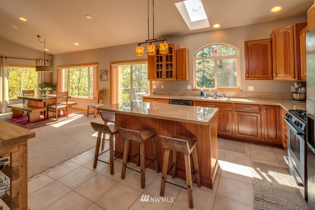 1776 Academy Road Bellingham, WA 98226 - Photo 8 of 25 Gallery Image 8