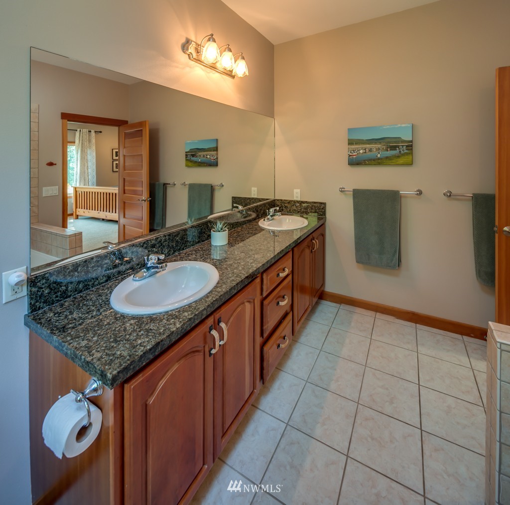 1776 Academy Road Bellingham, WA 98226 - Photo 10 of 25 Gallery Image 10