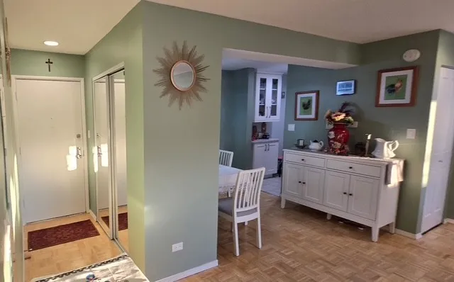 $162,700 | 4623 North Chester Avenue, Unit 105, Chicago, IL 60656