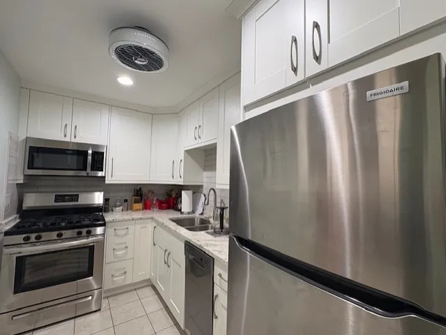 $162,700 | 4623 North Chester Avenue, Unit 105, Chicago, IL 60656