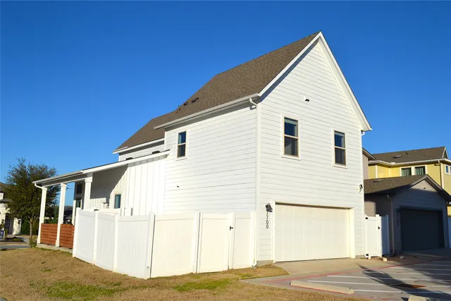 $2,500 | 7700 Norah Drive, Austin, TX 78744