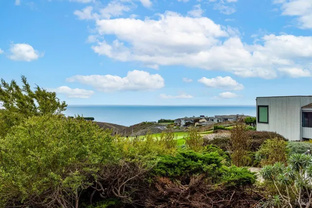 a view of entrance gate of the house