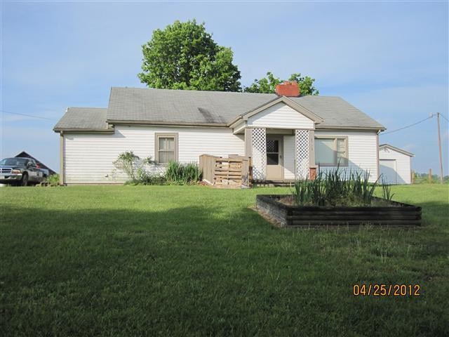 8729 Ironworks Road Winchester, KY 40391 - Photo 3 of 5 Photo 3