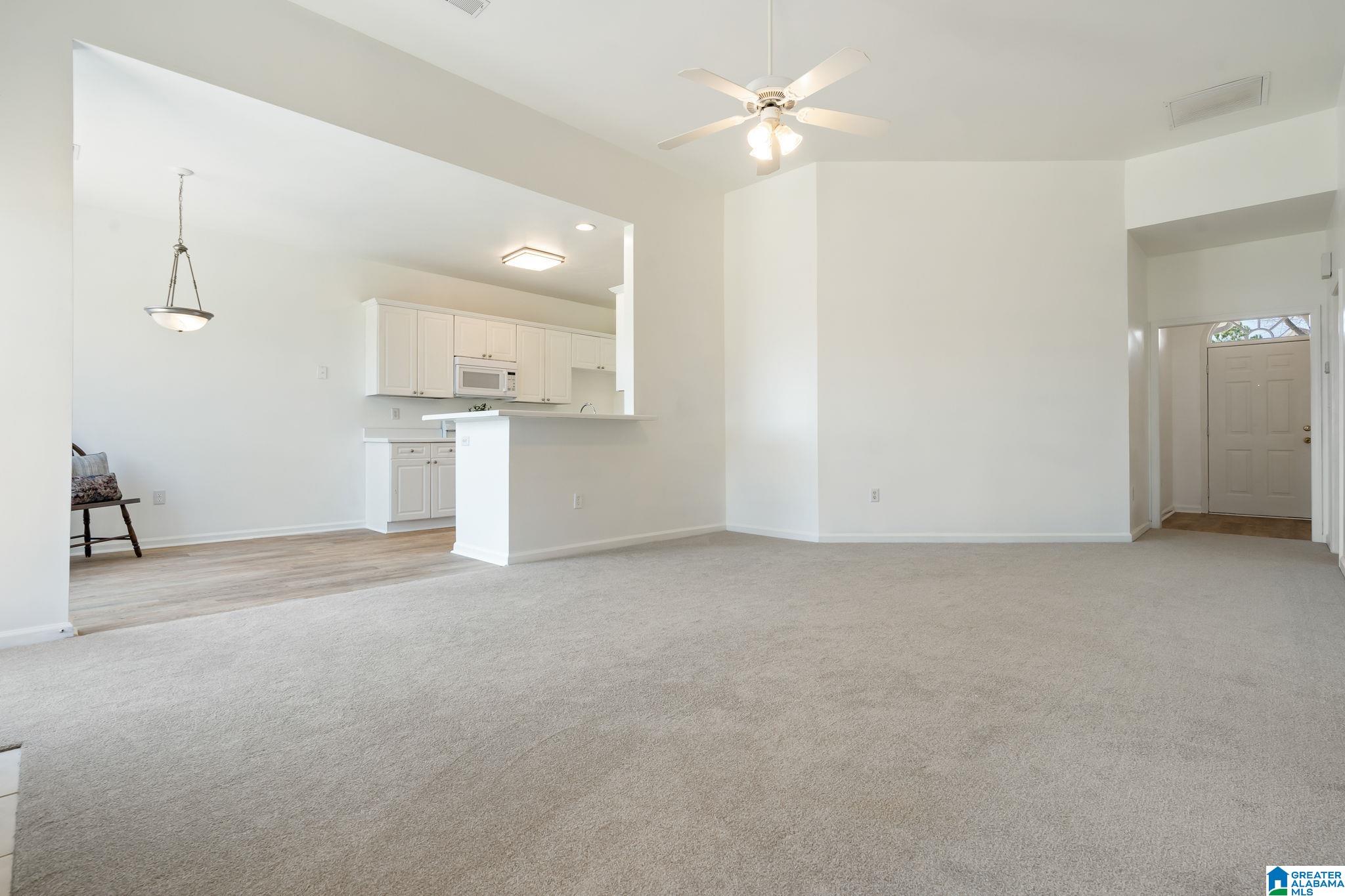 468 Daventry Circle Calera, AL 35040 - Photo 6 of 44