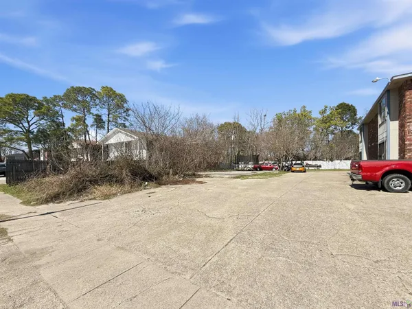 $12,000 | 8231 Ned Avenue, Baton Rouge, LA 70820