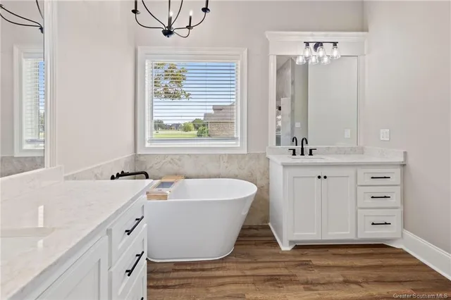 $464,000 | 5831 South 40 Court, Iowa, LA 70647