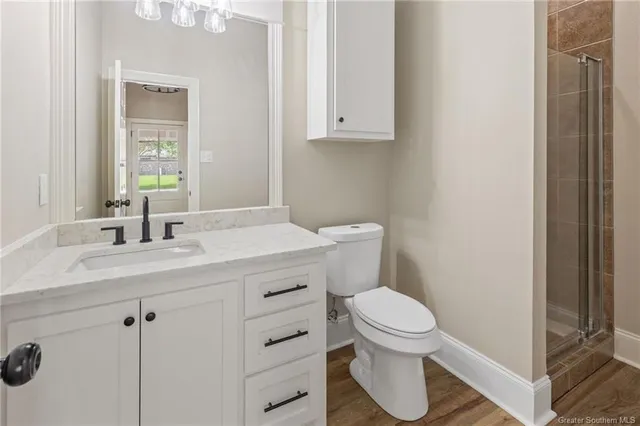 $464,000 | 5831 South 40 Court, Iowa, LA 70647