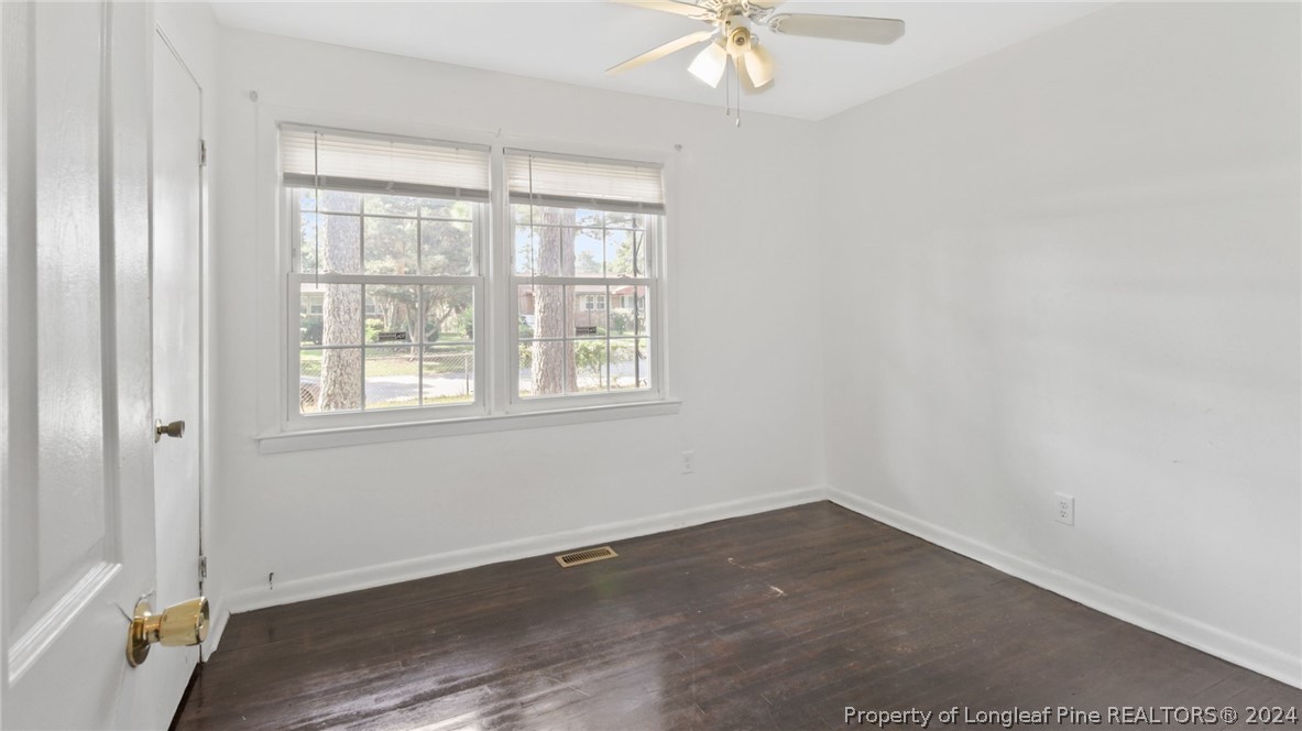 1608 Mack Street Spring Lake, NC 28390 - Photo 9 of 15 Gallery Image 9