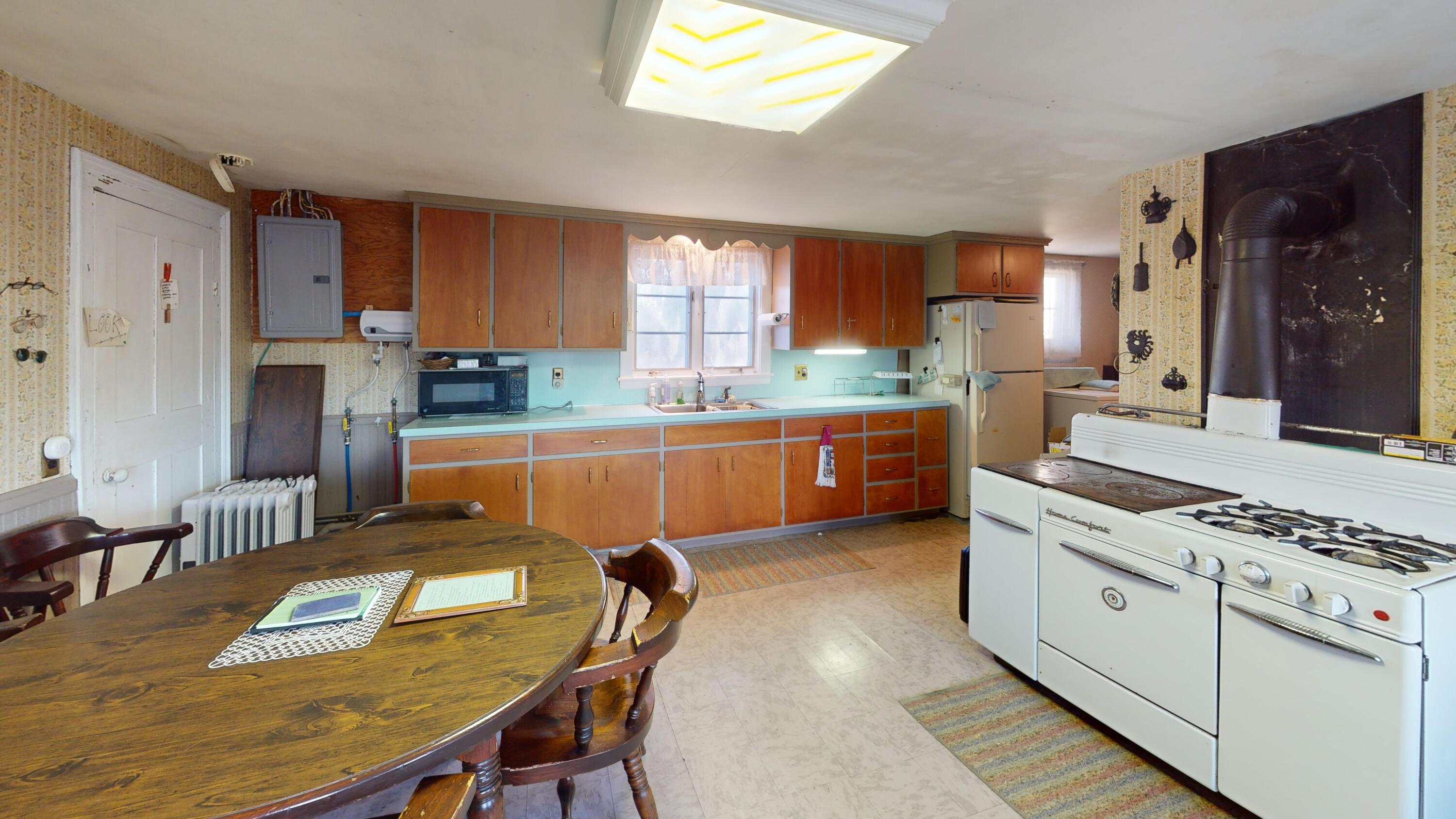 22 Getchell Lane Machias, ME 04654 - Photo 12 of 31 22 GETCHELL LN (12)