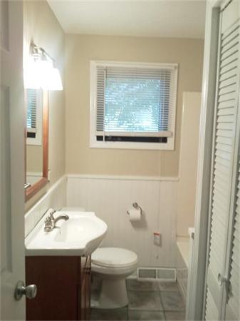 50 Steuben Street Springfield, MA 01151 - Photo 7 of 16 Gallery Image 7