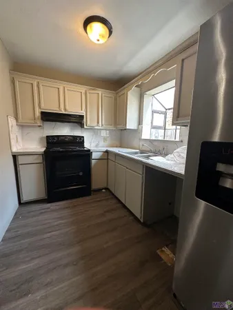 $800 | 14121 Azalea Park Avenue, Unit 3, Baton Rouge, LA 70816