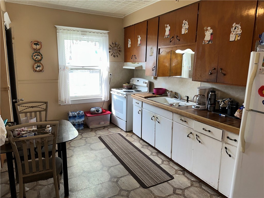 105-107 Avenue East Rochester, NY 14621 - Photo 5 of 44