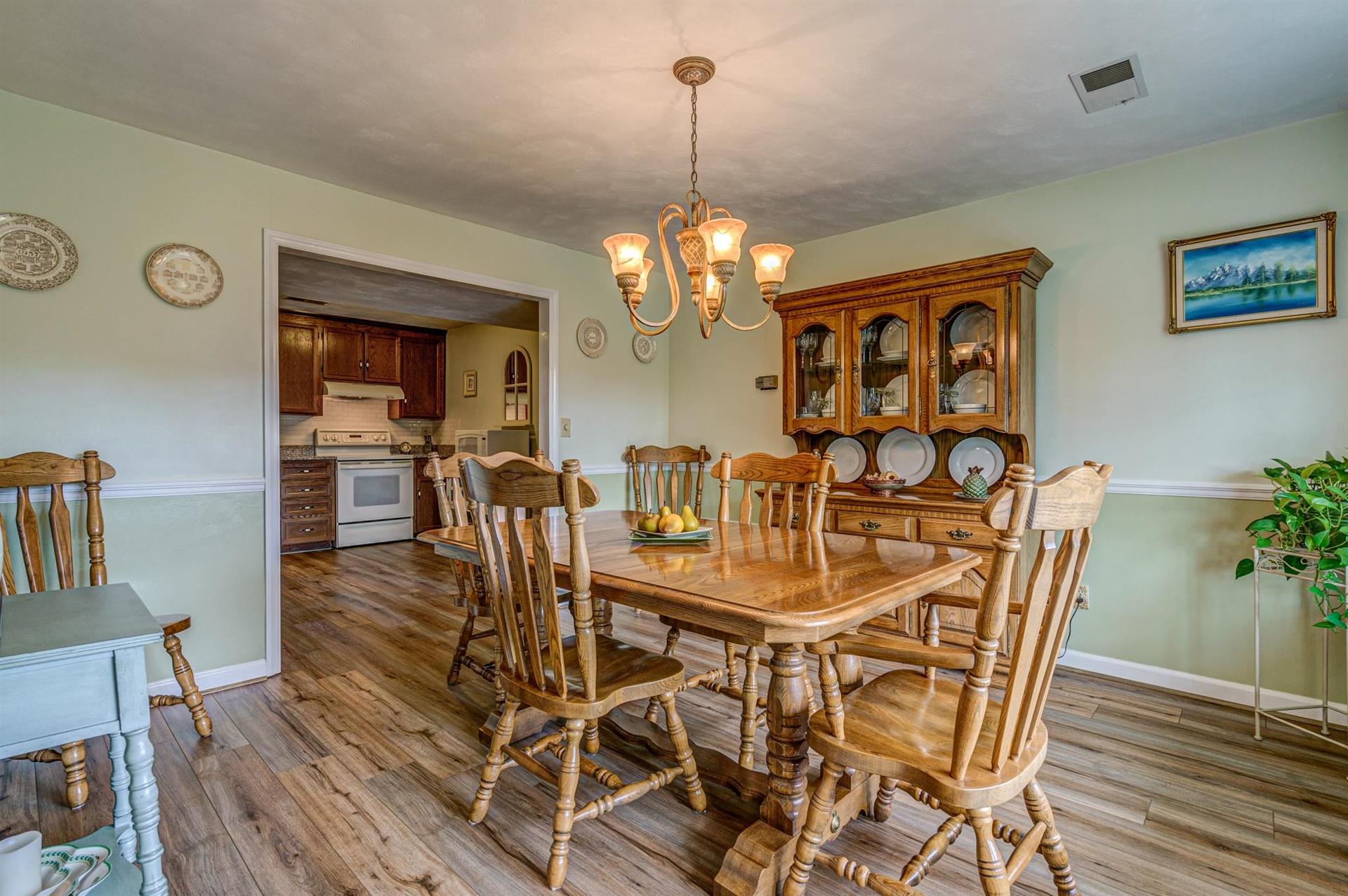 162 Ridgeview Road Blue Ridge, VA 24064 - Photo 11 of 32 Dining Room