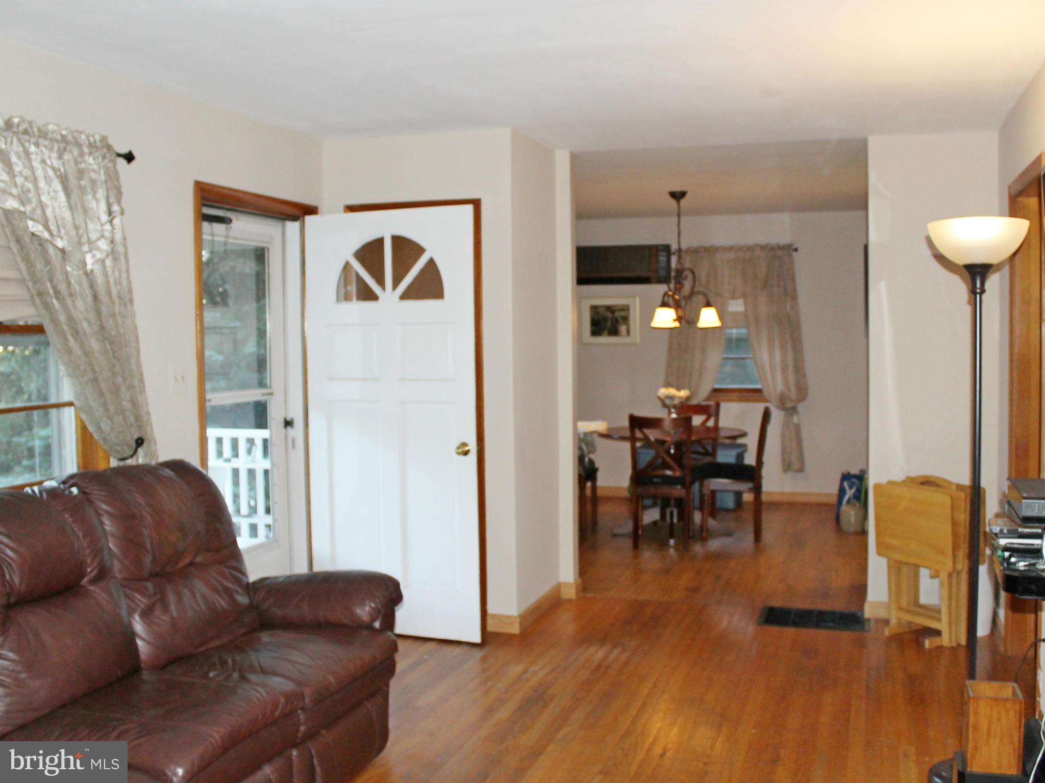 2142 Bethel Road Finksburg, MD 21048 - Photo 7 of 14 Family Room