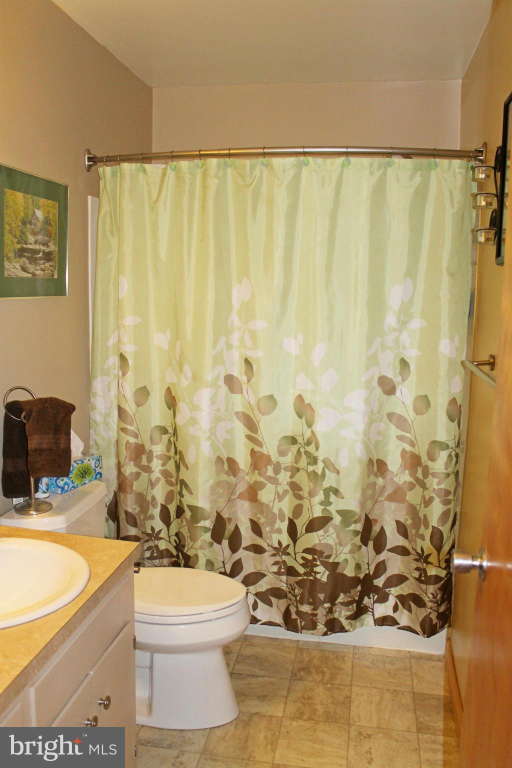 2142 Bethel Road Finksburg, MD 21048 - Photo 8 of 14 Bath