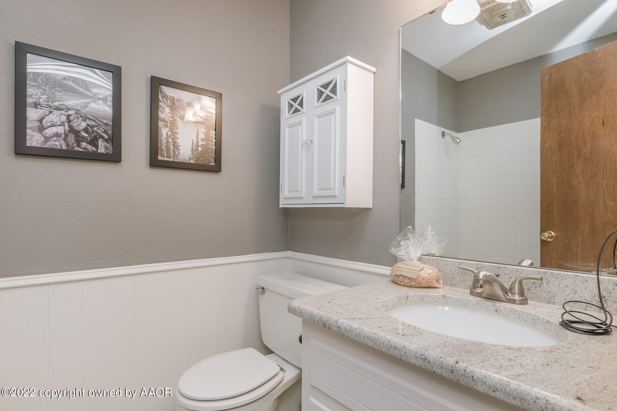 4401 Gary Lane Amarillo, TX 79110 - Photo 12 of 18 Main Full Bathroom