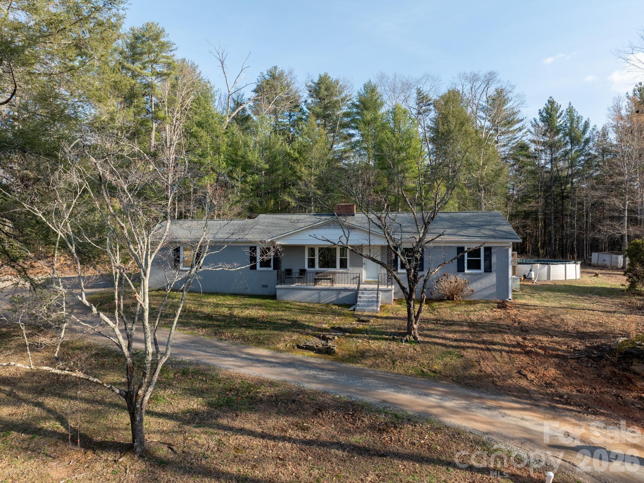 3306 Christie Road Hudson, NC 28638 - Photo 2 of 37
