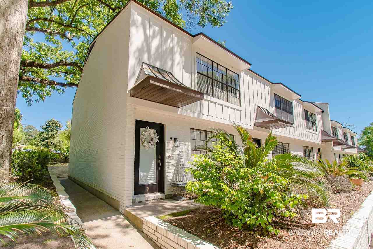 314 Gayfer Court, Unit 8 Fairhope, AL 36532 - Photo 2 of 21