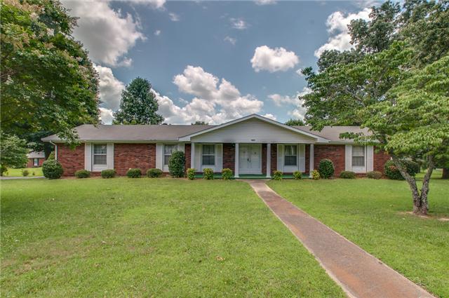 302 Luther Road Dickson, TN 37055 - Photo 3 of 19 Gallery Image 3