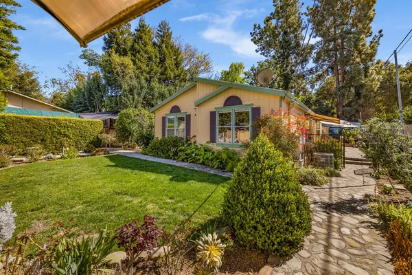 $1,500,000 | 11604 North Ventura Avenue, Ojai, CA 93023