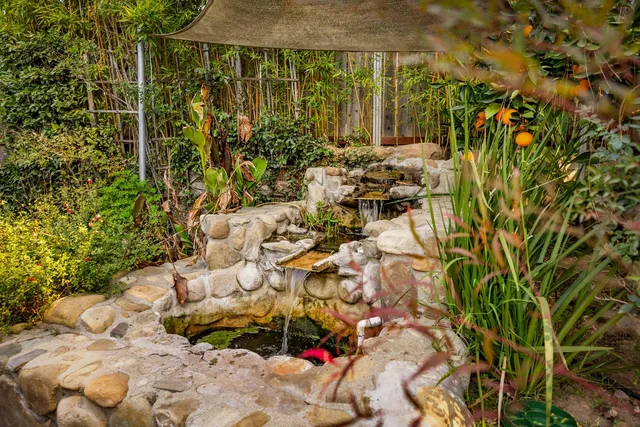 $2,000,000 | 11604 North Ventura Avenue, Ojai, CA 93023