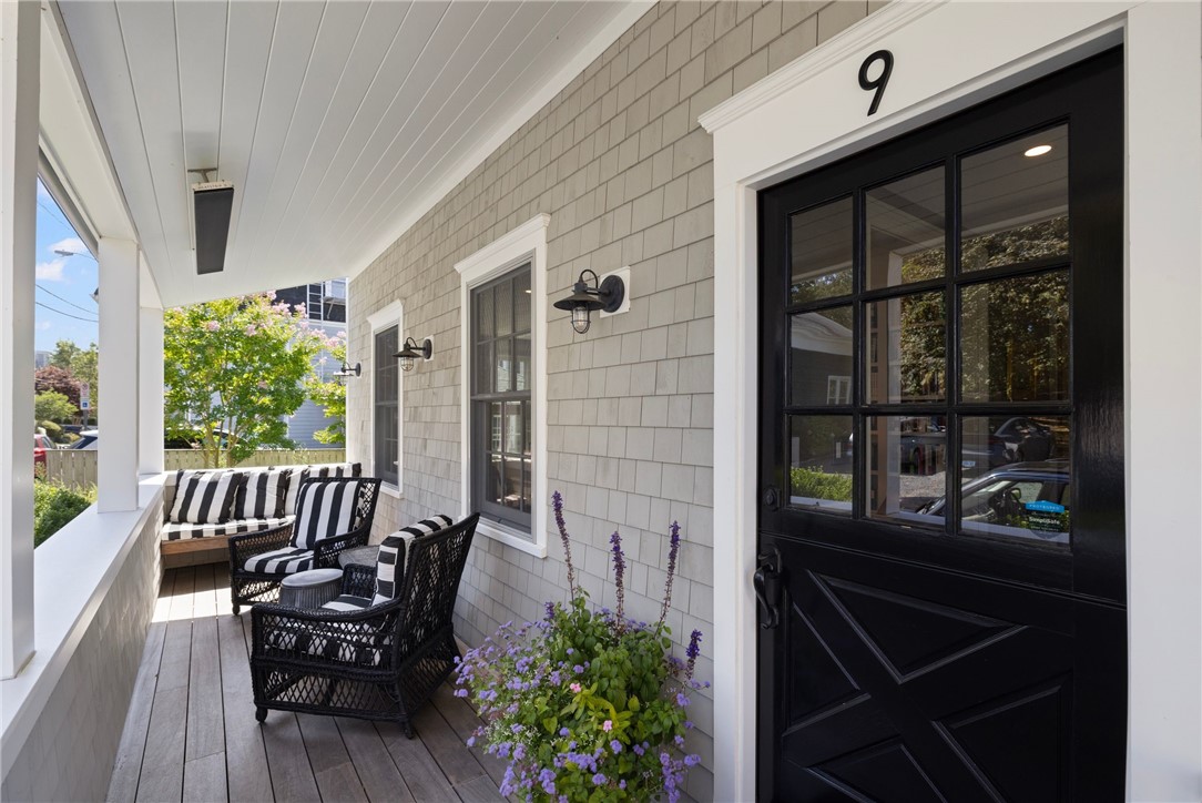 9 Anthony Street Newport, RI 02840 - Photo 4 of 43