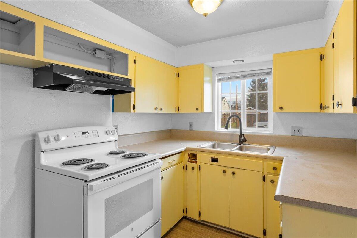 415 Summit Avenue Medford, OR 97501 - Photo 11 of 43 09-CI_0581