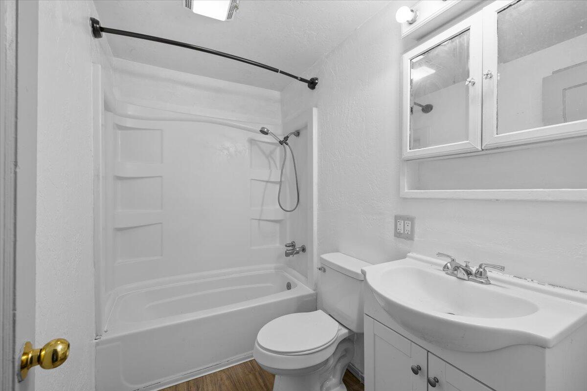 415 Summit Avenue Medford, OR 97501 - Photo 15 of 43 13-CI_0601