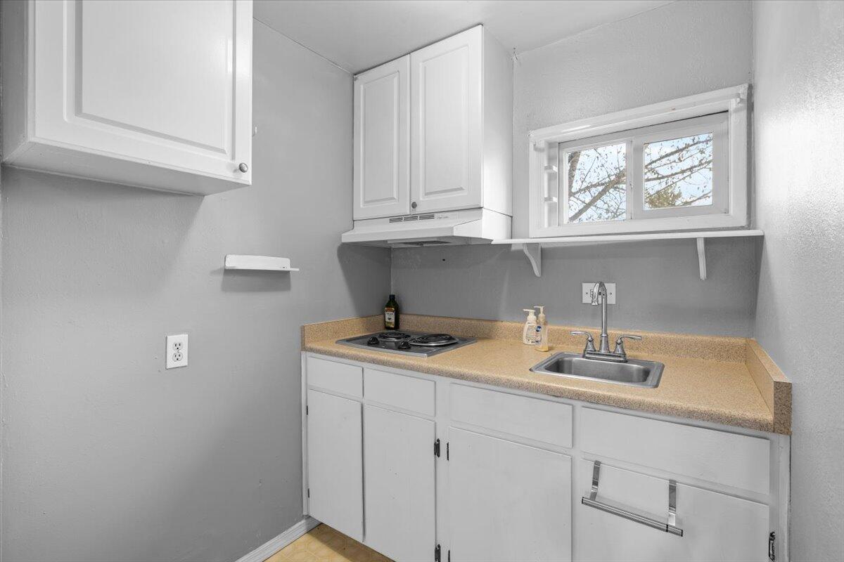 415 Summit Avenue Medford, OR 97501 - Photo 24 of 43 24-CI_0656