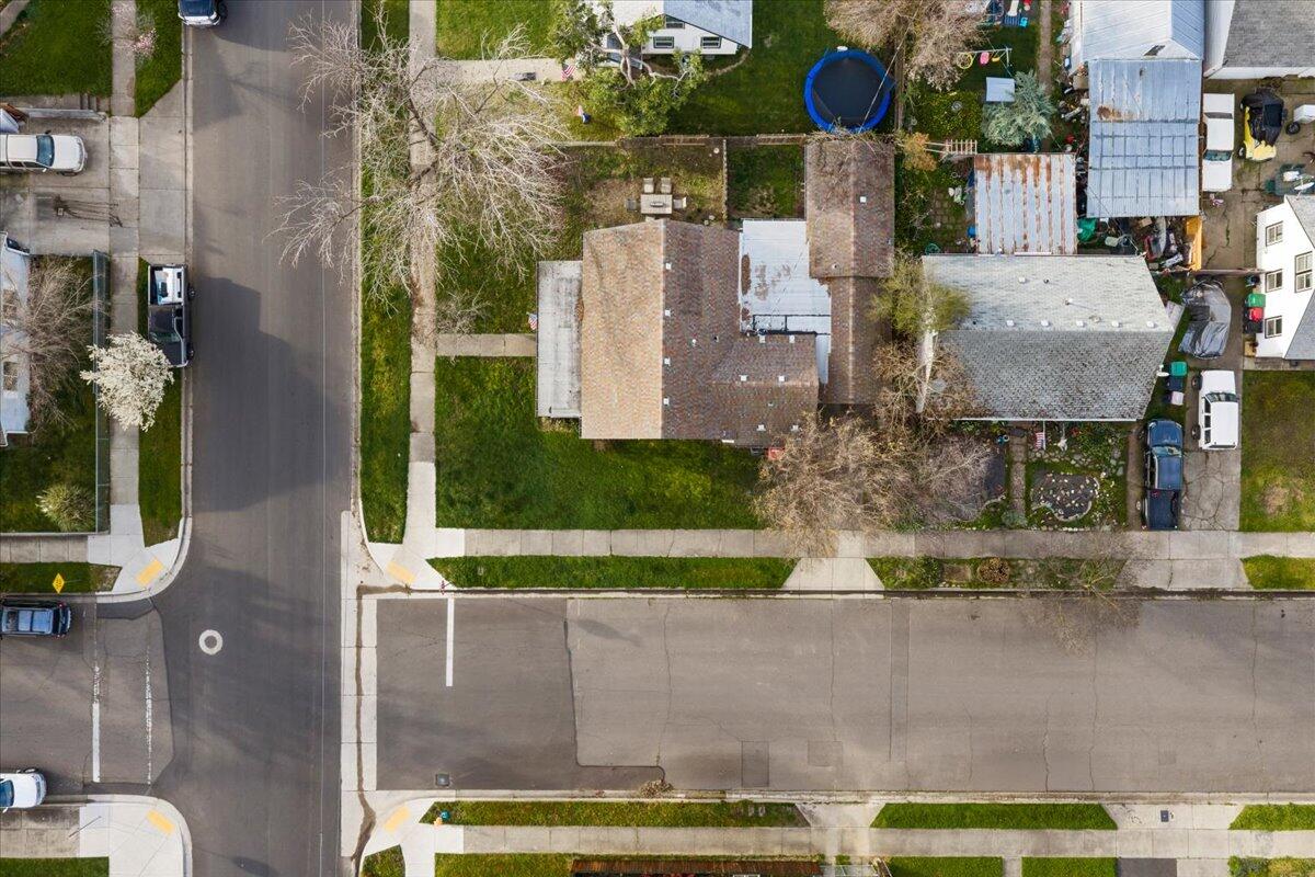 415 Summit Avenue Medford, OR 97501 - Photo 36 of 43 31-DJI_20260316085557_0012_D
