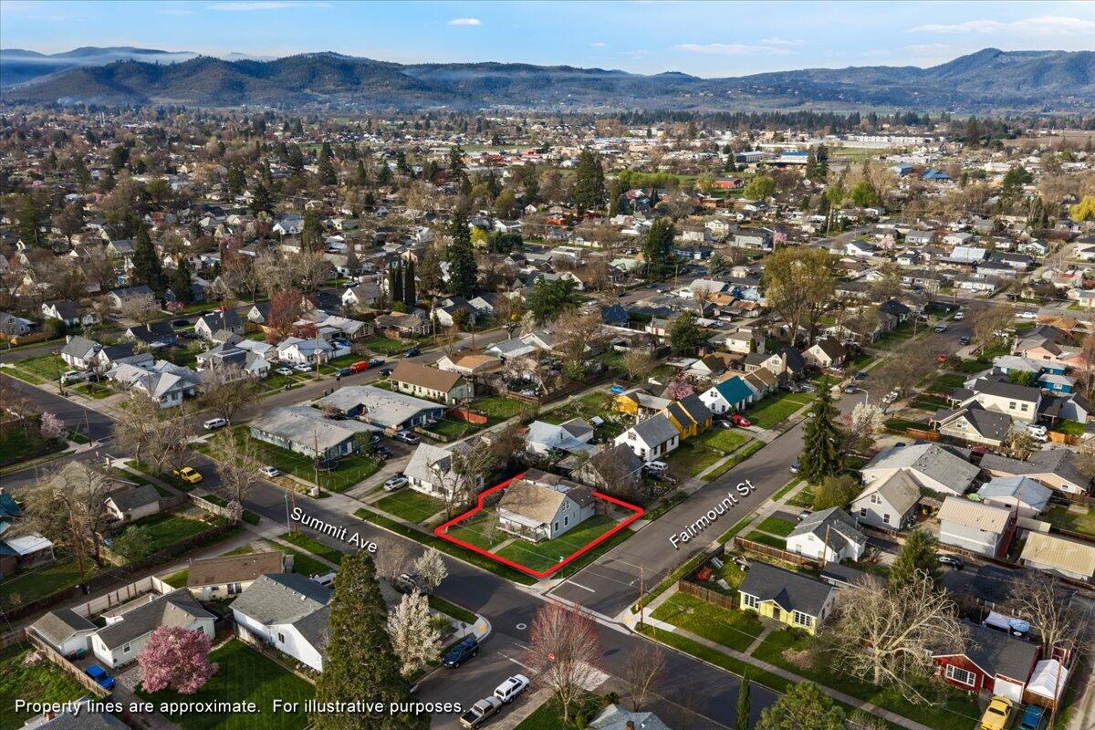 415 Summit Avenue Medford, OR 97501 - Photo 41 of 43 36-DJI_20260316085645_0018_D - LINES