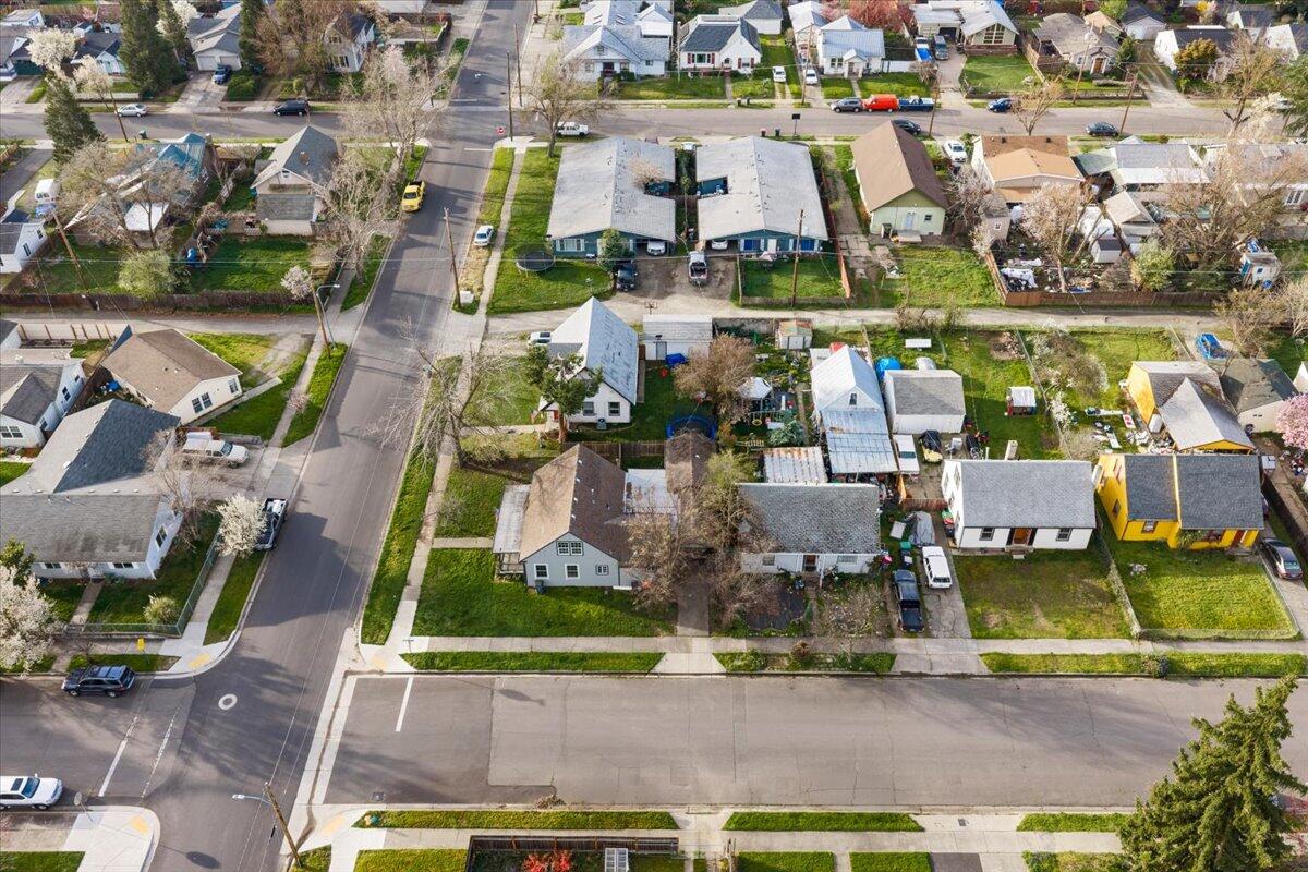 415 Summit Avenue Medford, OR 97501 - Photo 42 of 43 37-DJI_20260316085718_0021_D