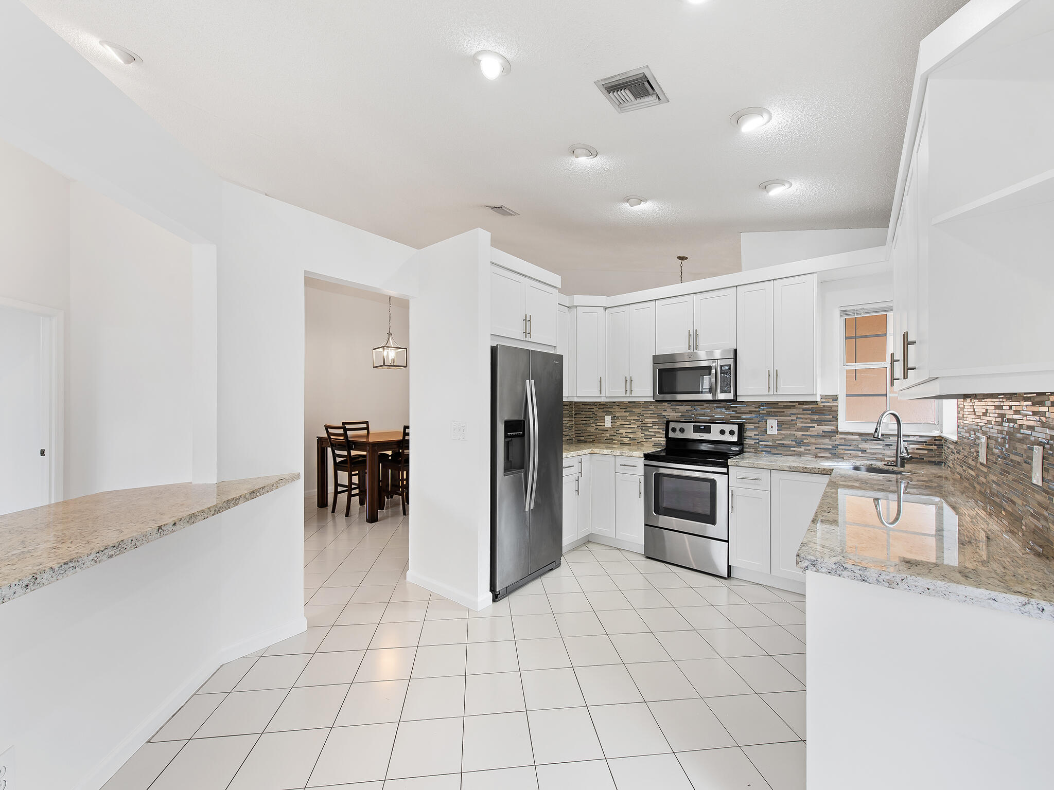 5372 Bodega Place Delray Beach, FL 33484 - Photo 8 of 27 _BWP2344