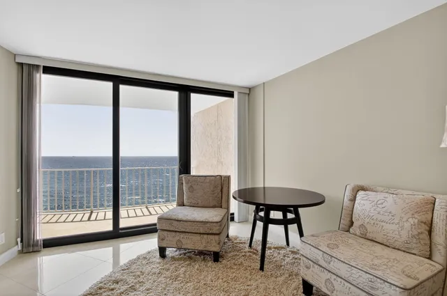 $20,000 | 3400 South Ocean Boulevard, Unit 5D1, Palm Beach, FL 33480
