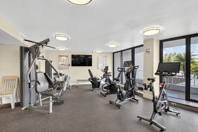 $20,000 | 3400 South Ocean Boulevard, Unit 5D1, Palm Beach, FL 33480