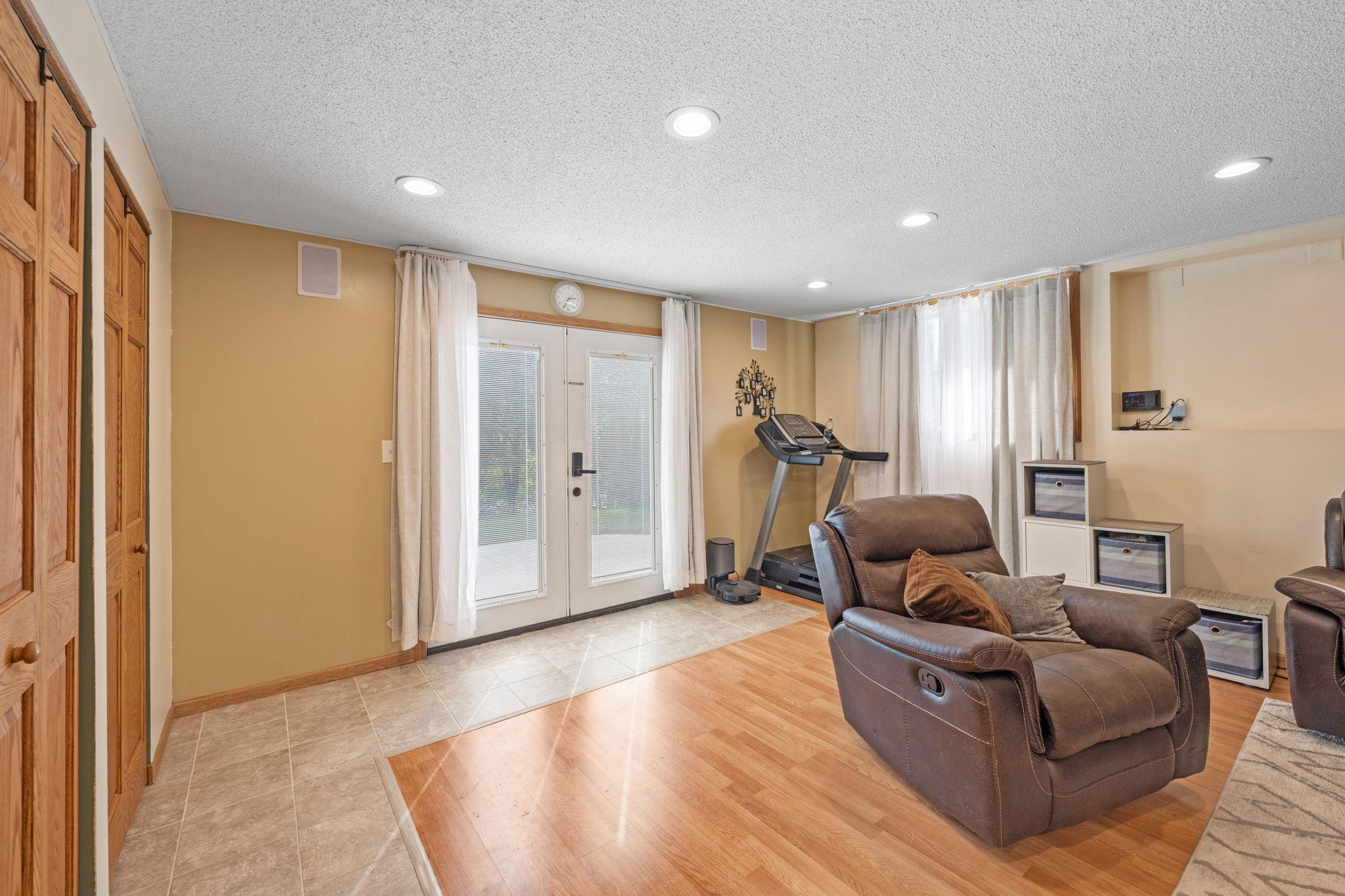 17005 76th Avenue North Maple Grove, MN 55311 - Photo 27 of 31