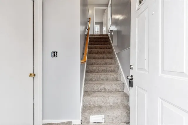 $2,750 | 4 Moran Court, Unit 4, Lawrence, MA 01841