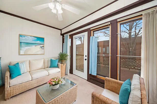 $285,000 | 920 Winter Park Drive, New Lenox, IL 60451