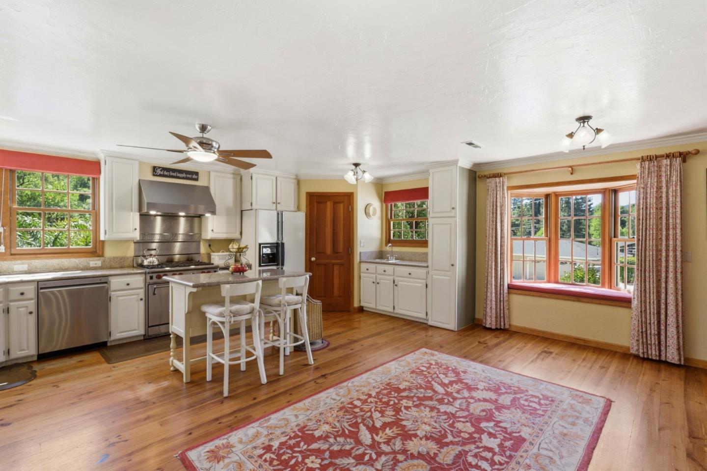 135 Rancho Rio Avenue Ben Lomond, CA 95005 - Photo 12 of 38