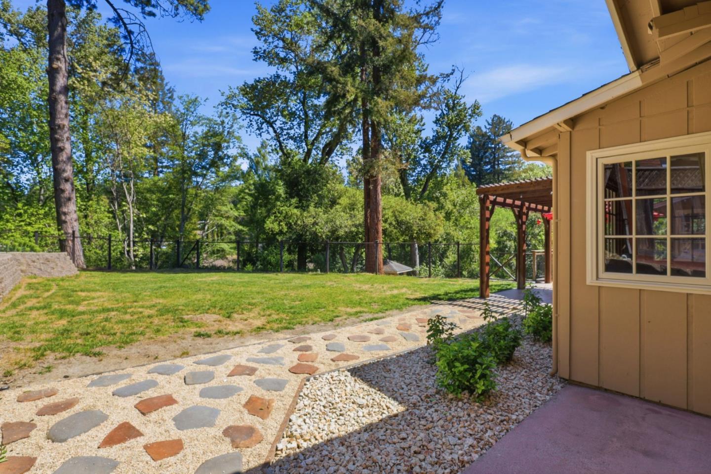 135 Rancho Rio Avenue Ben Lomond, CA 95005 - Photo 32 of 38