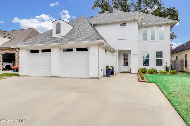 $550,000 | 213 Cypress View Drive, Youngsville, LA 70592