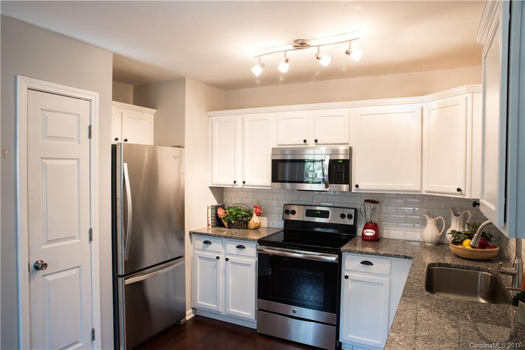 4431 Garris Road, Unit 2 Charlotte, NC 28209 - Photo 2 of 21 Gallery Image 2