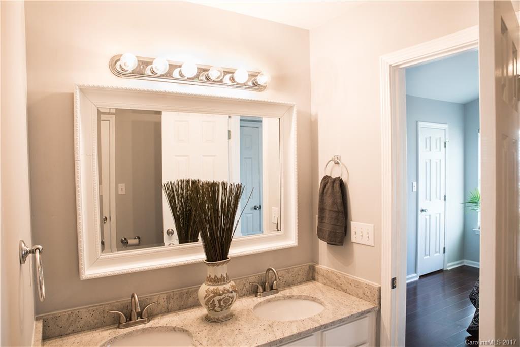 4431 Garris Road, Unit 2 Charlotte, NC 28209 - Photo 13 of 21 Gallery Image 13