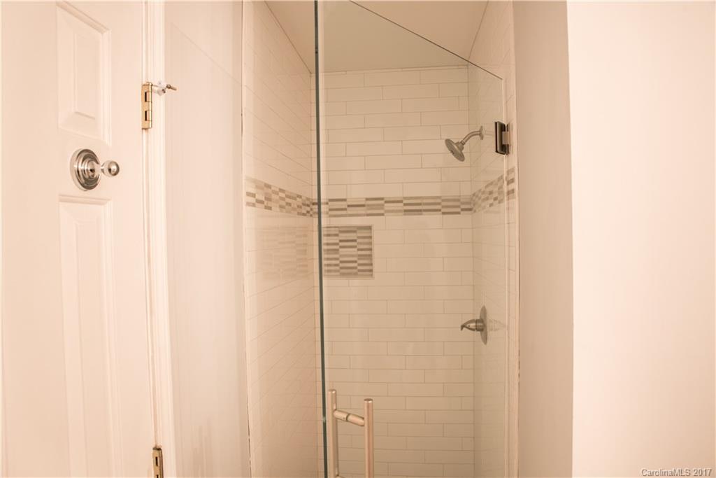 4431 Garris Road, Unit 2 Charlotte, NC 28209 - Photo 14 of 21 Gallery Image 14
