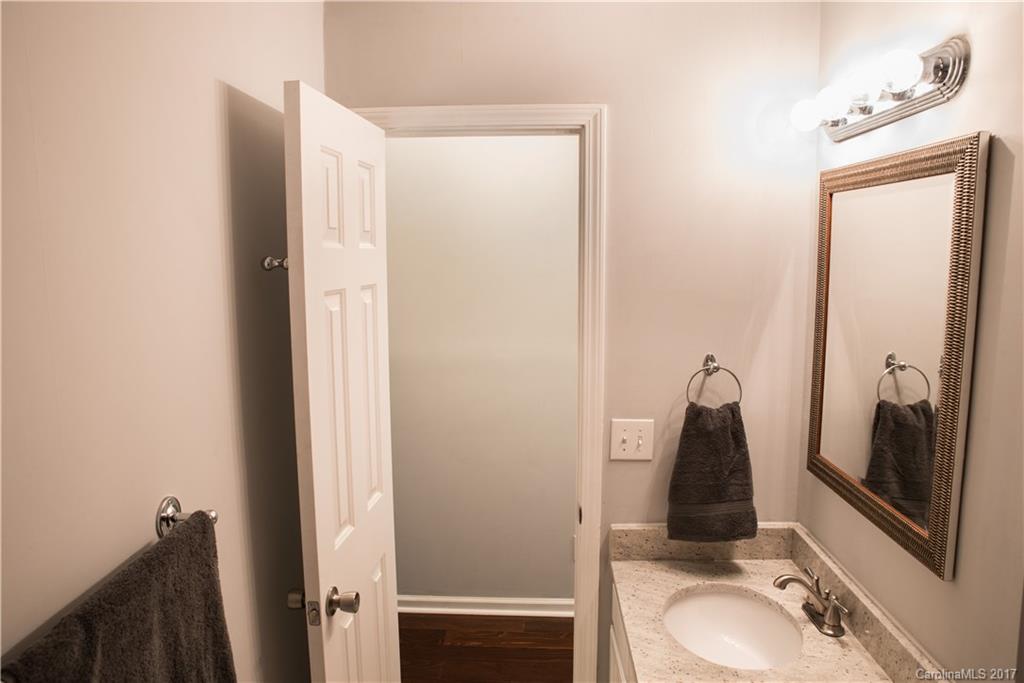 4431 Garris Road, Unit 2 Charlotte, NC 28209 - Photo 18 of 21 Gallery Image 18